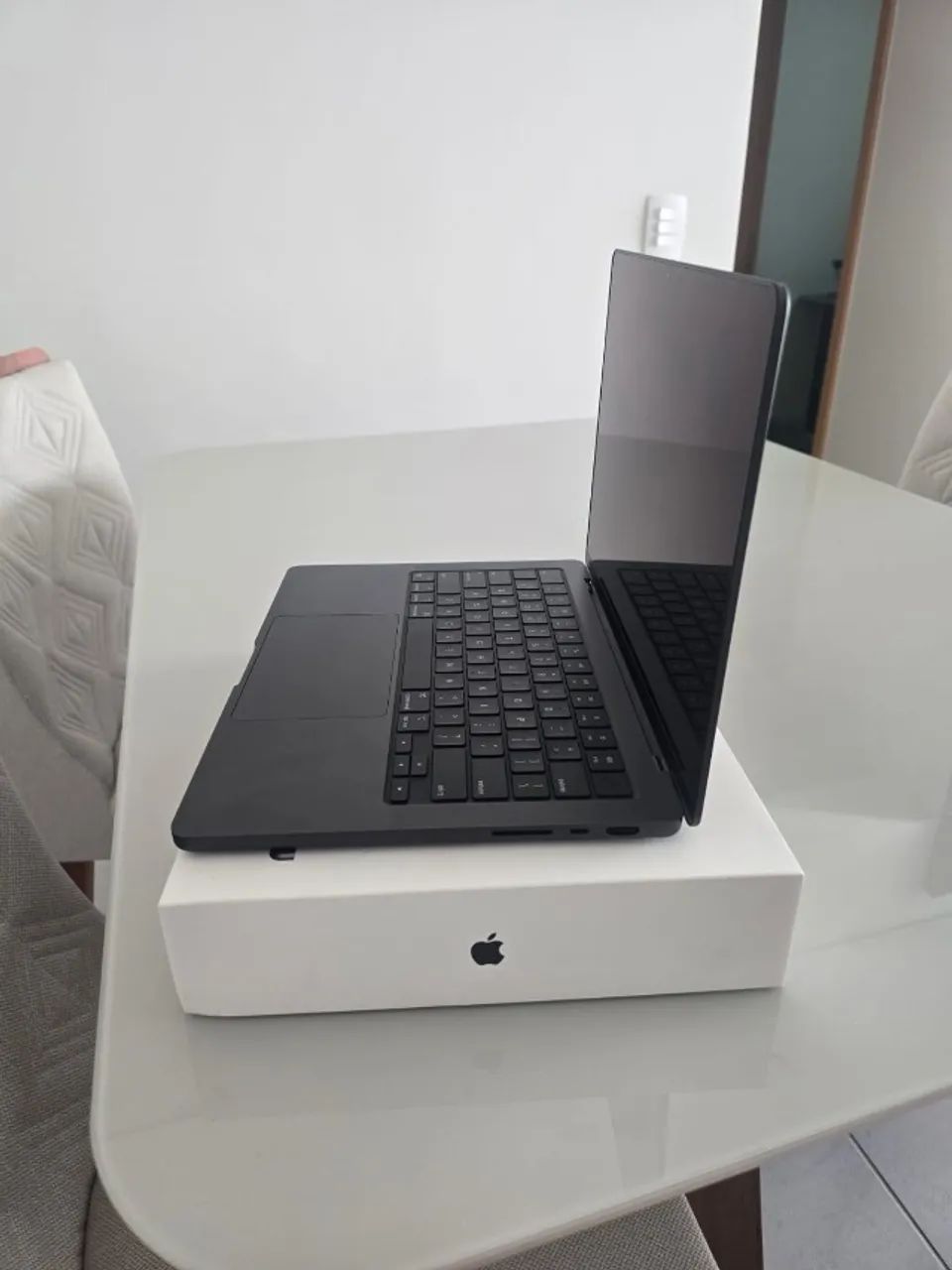 Macbook Pro (2024) M4 Pro 12-Core/ Mem 24GB / SSD 1TB / 14.2 - Foto 4