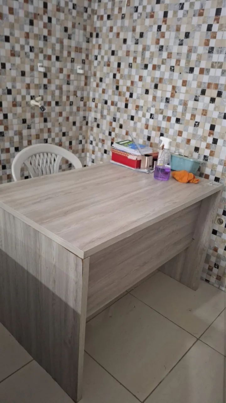 Mesas e bancadas de escritório  - Foto 2
