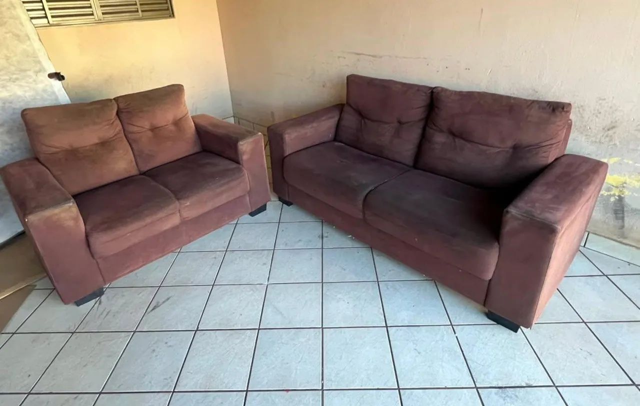 2 sofas usados. Entrego. 350,00.  - Foto 3