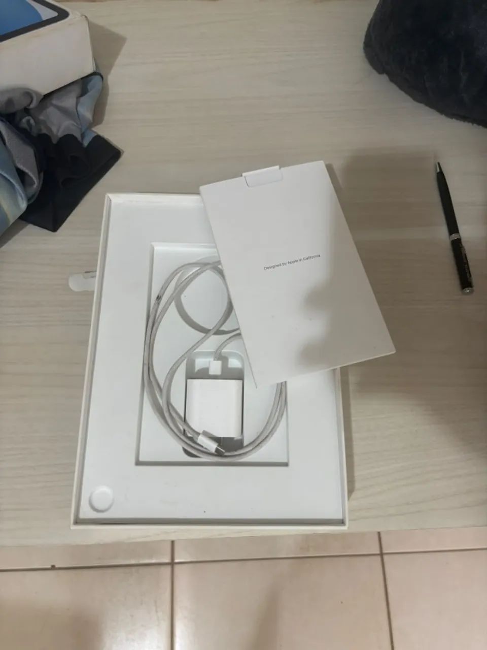 IPAD 10 64GB SEMINOVO COM CARREGADOR ORIGINAL - Foto 2