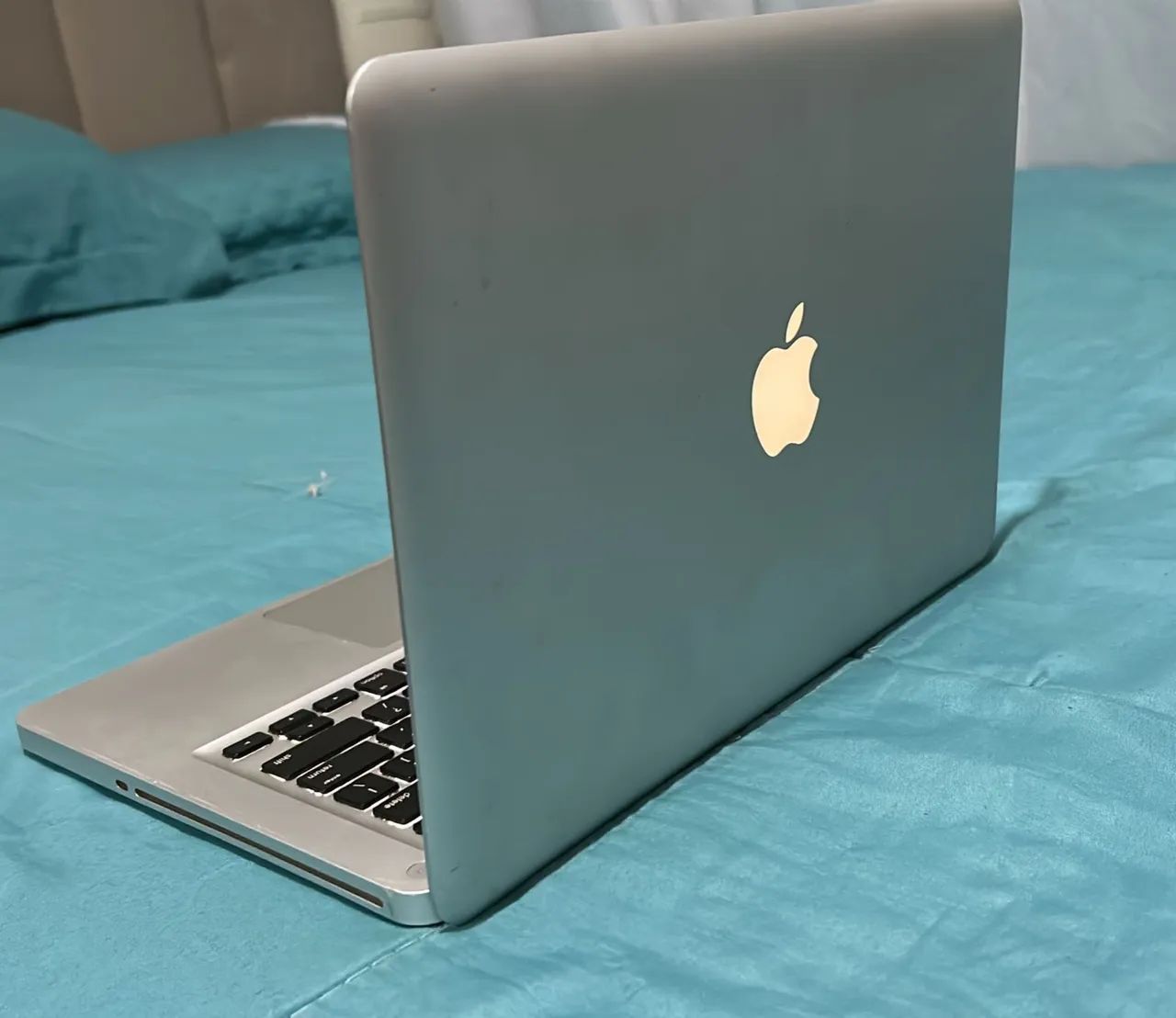 Vendo MAC BOOK PRO 13