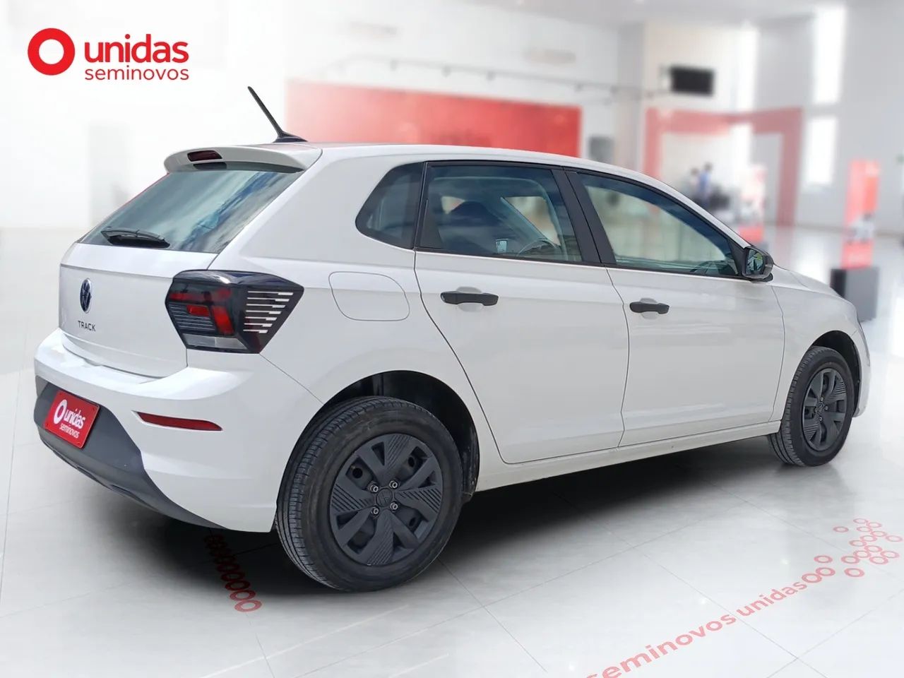 Volkswagen Polo Track 1.0 Flex 12V 5p, foto 7 de 16