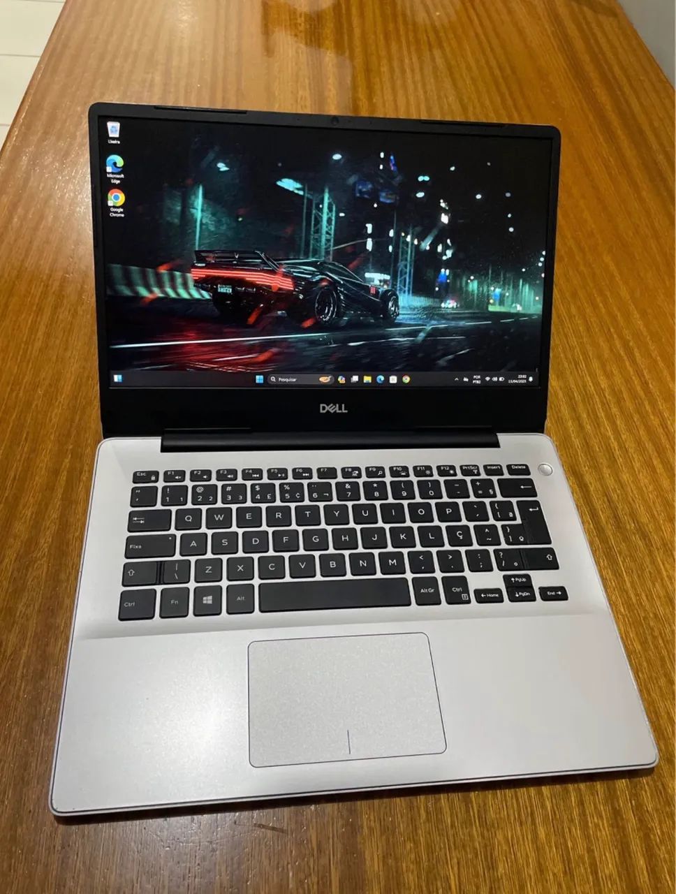 Notebook Dell i7 com Placa de Vídeo 