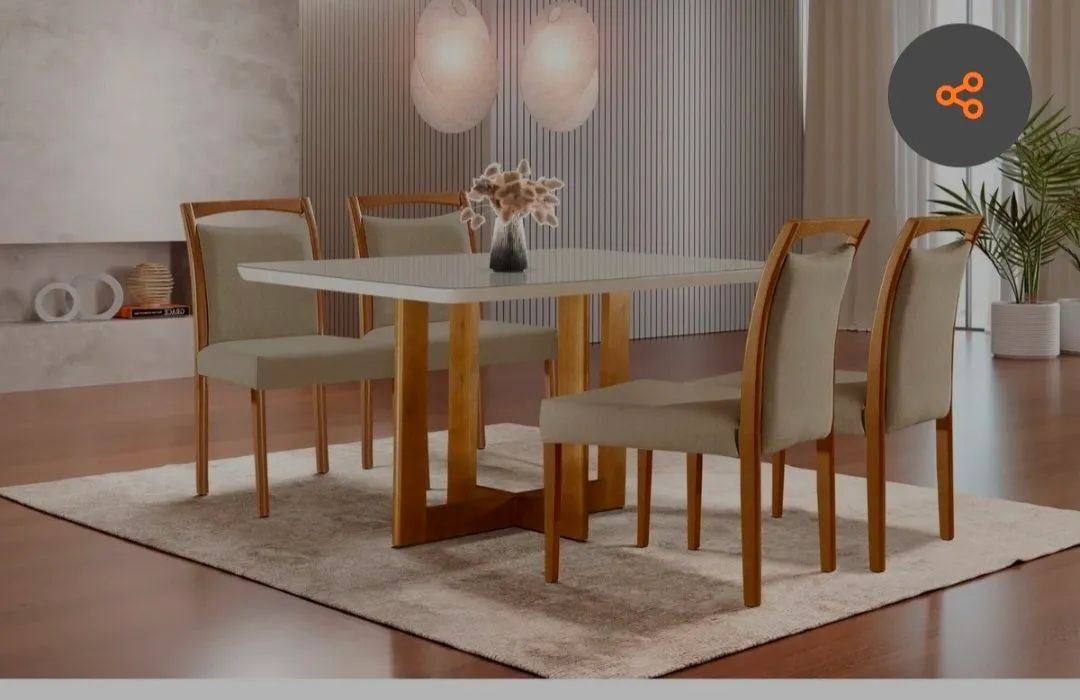 Mesa com 4 cadeiras