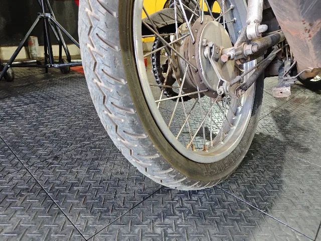 Yamaha YBR 125 - Foto 4