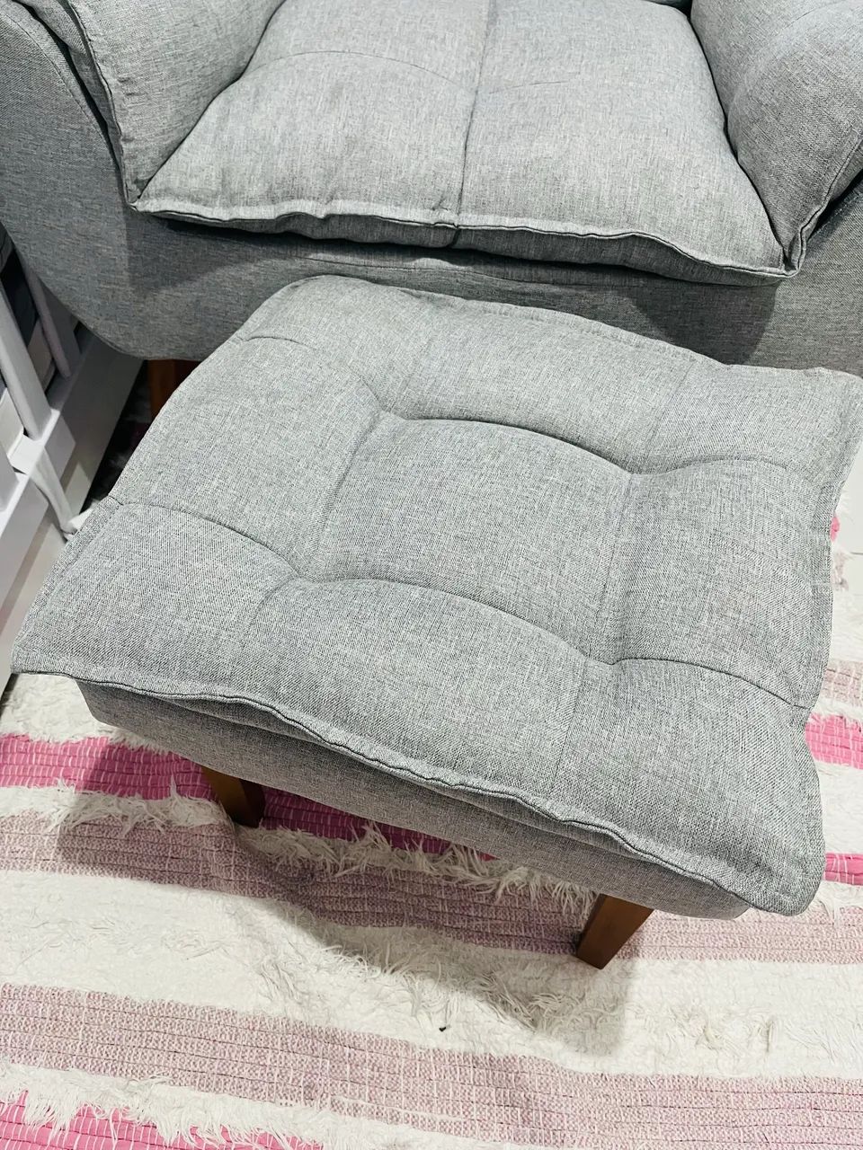 Poltrona linho cinza  - Foto 3