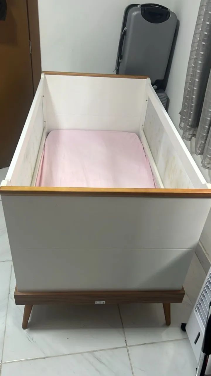 Berço retrô + colchão 