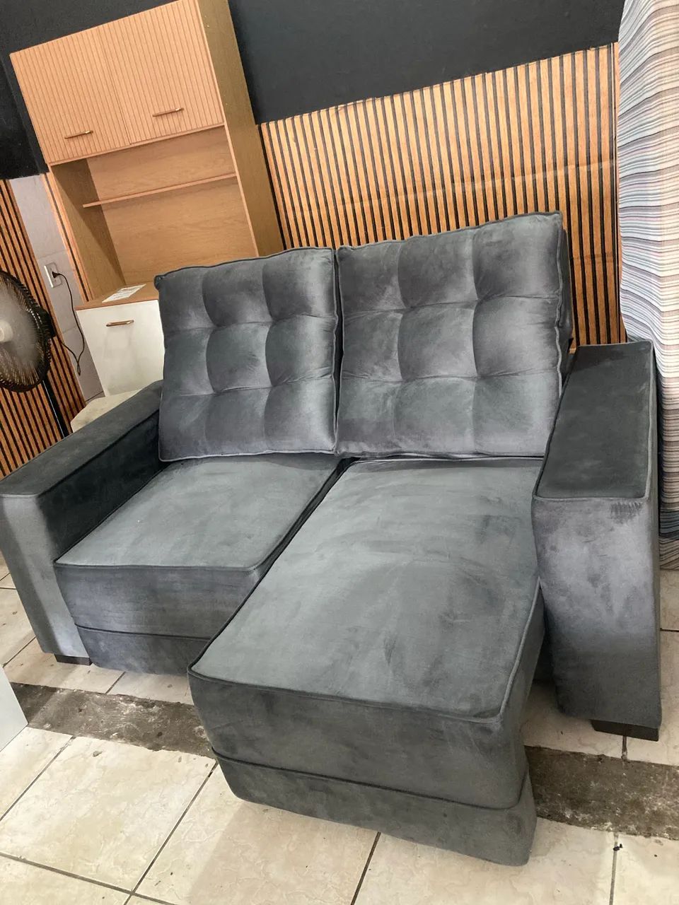 SOFÁ RETRÁTIL PARA VENDER LOGO - Foto 2