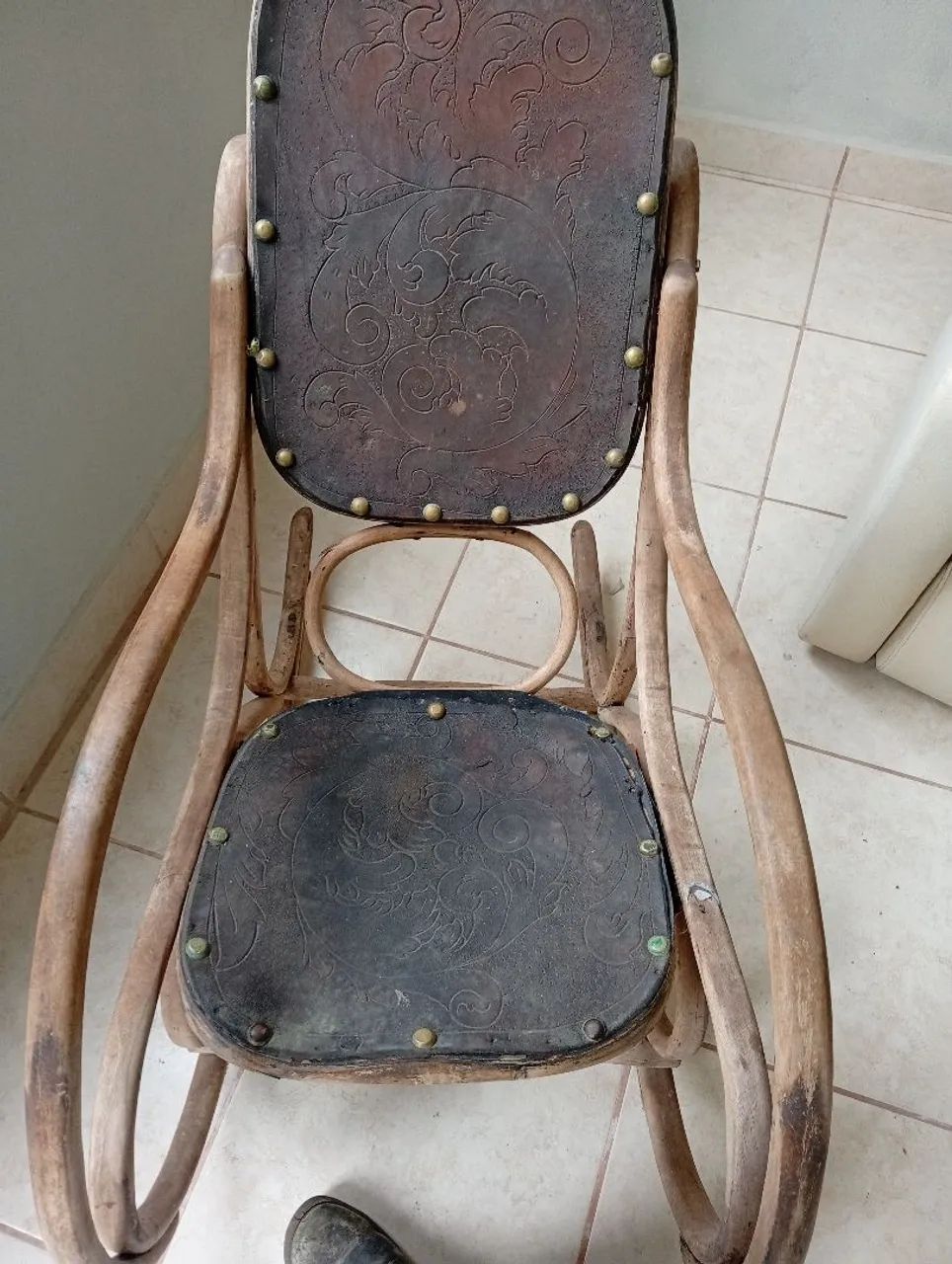 Antiguidades cadeira  - Foto 2