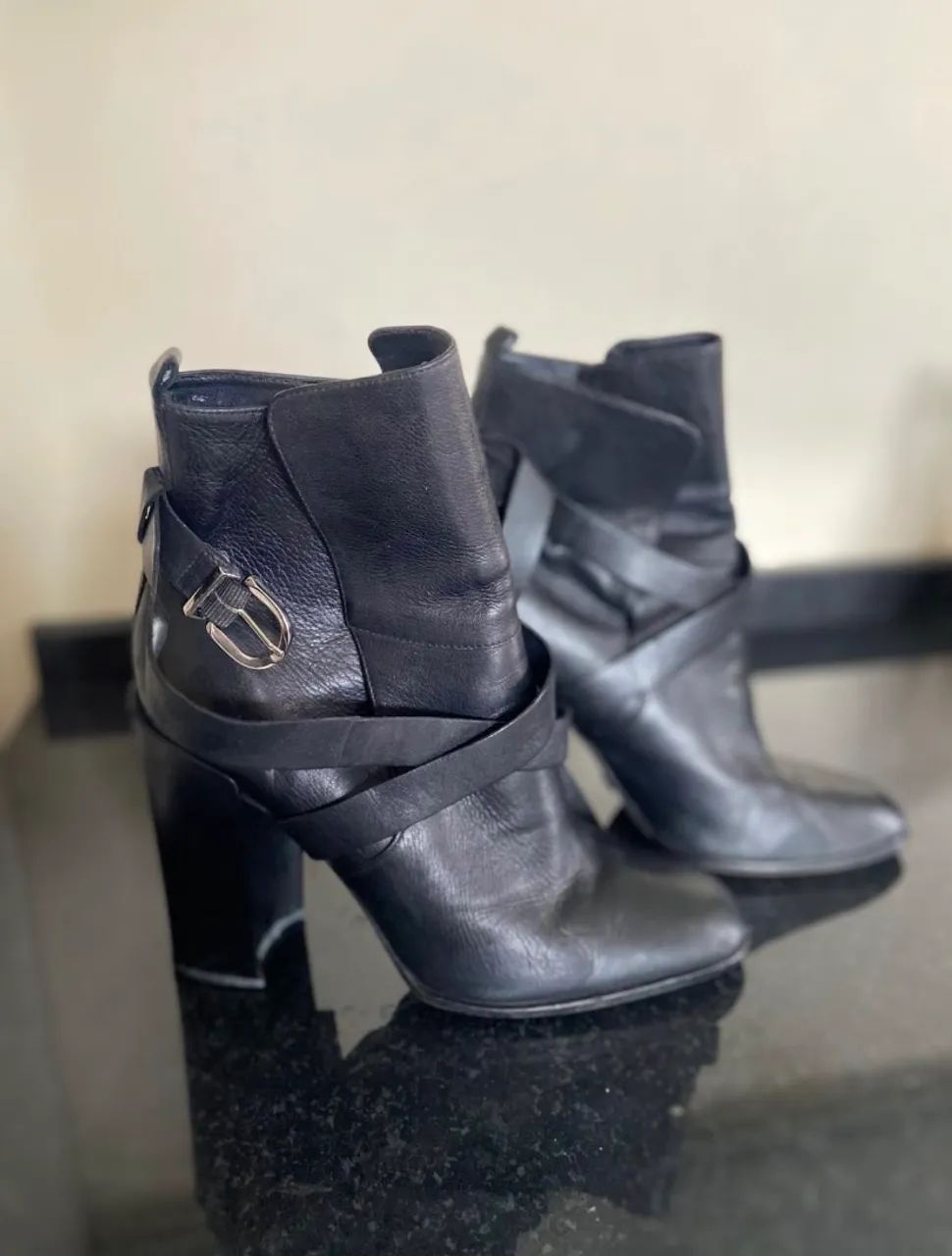 Bota Schütz