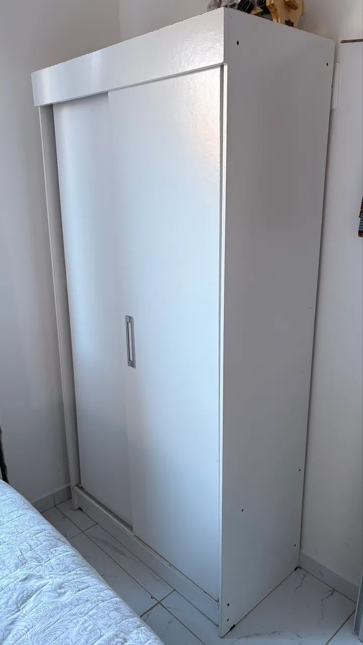 Roupeiro para doação 