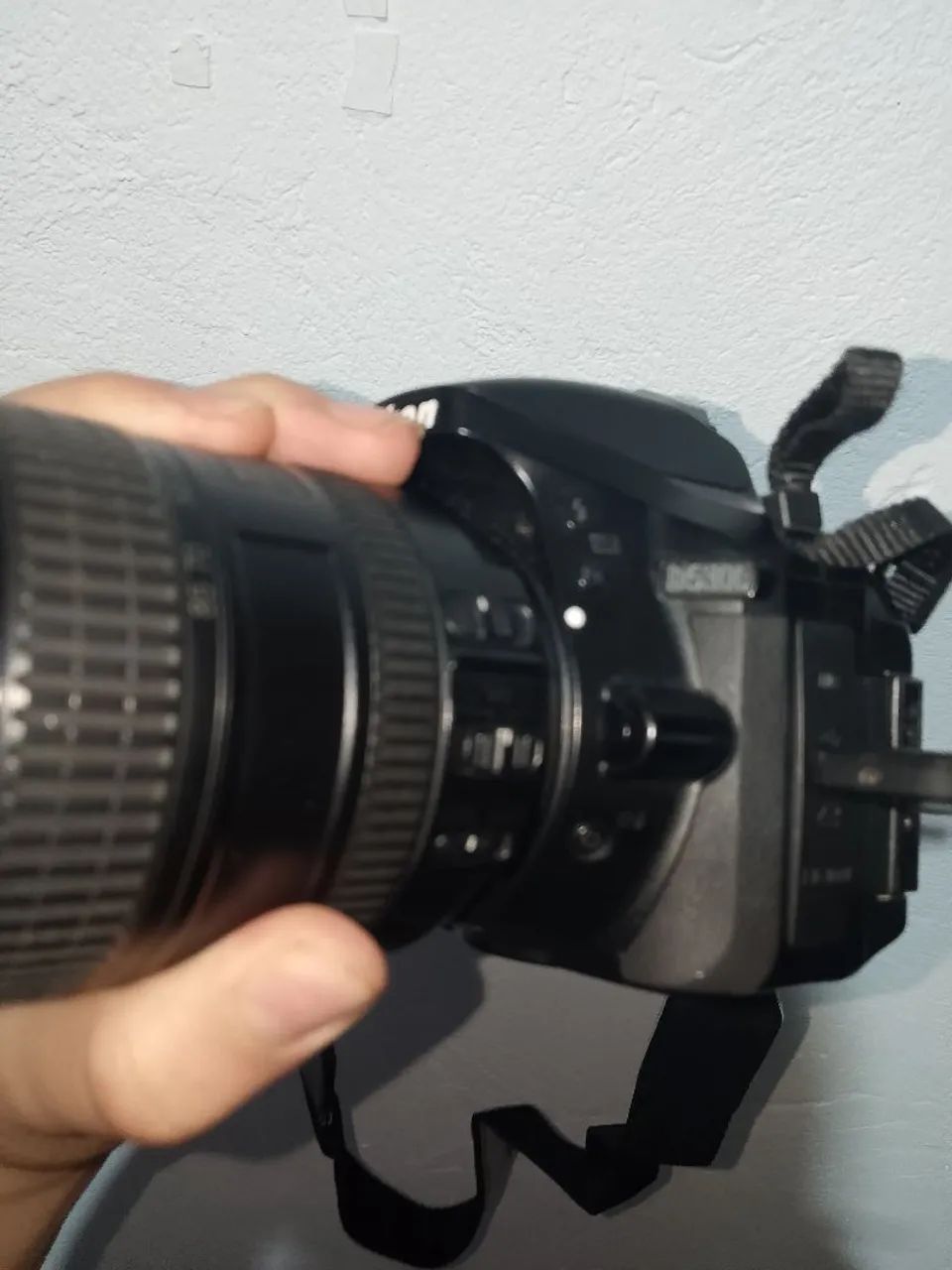 NIKON D5300 CORPO+16-85MM COM TRINCO(60K CLIQUES) +ACESSÓRIOS (OFERTAS DECENTES, PENSO.
