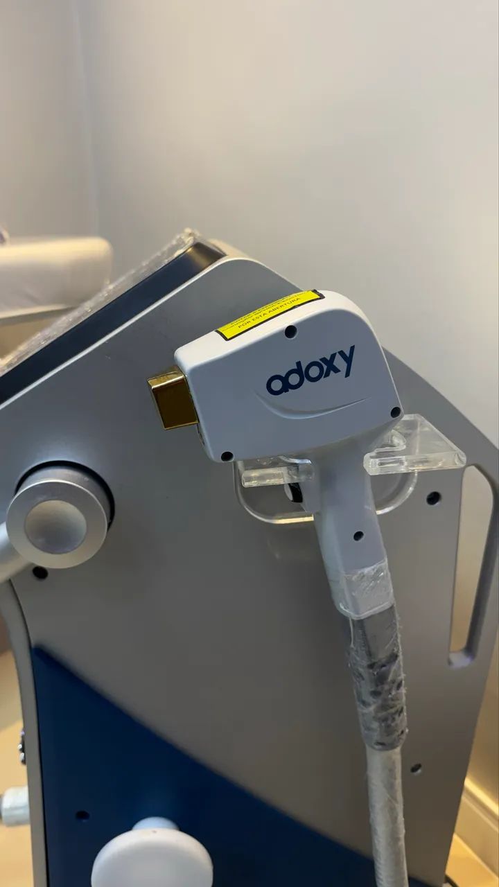 ADOXY HOLONYAK - EQUIPAMENTO DE EPILAÇÃO A LED - Foto 3