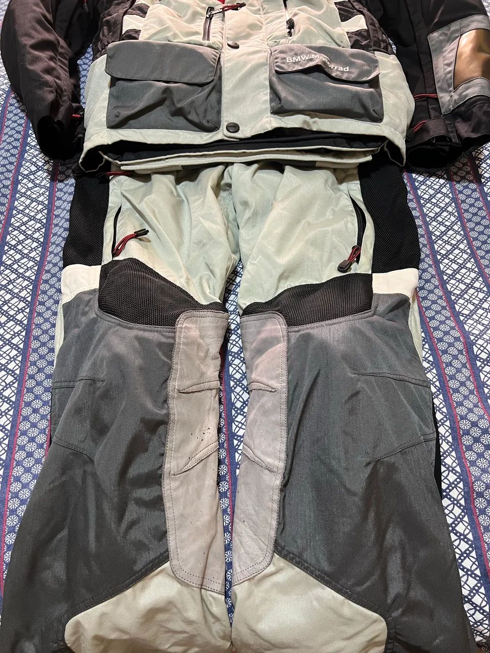 Conjunto BMW Rally Pro 2  - Foto 2