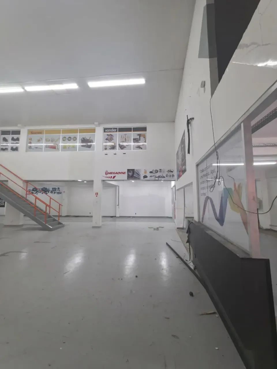 Cachoeirinha / Prédio Comercial / 9 8 1 0 6 3 2 3 1 - Foto 5