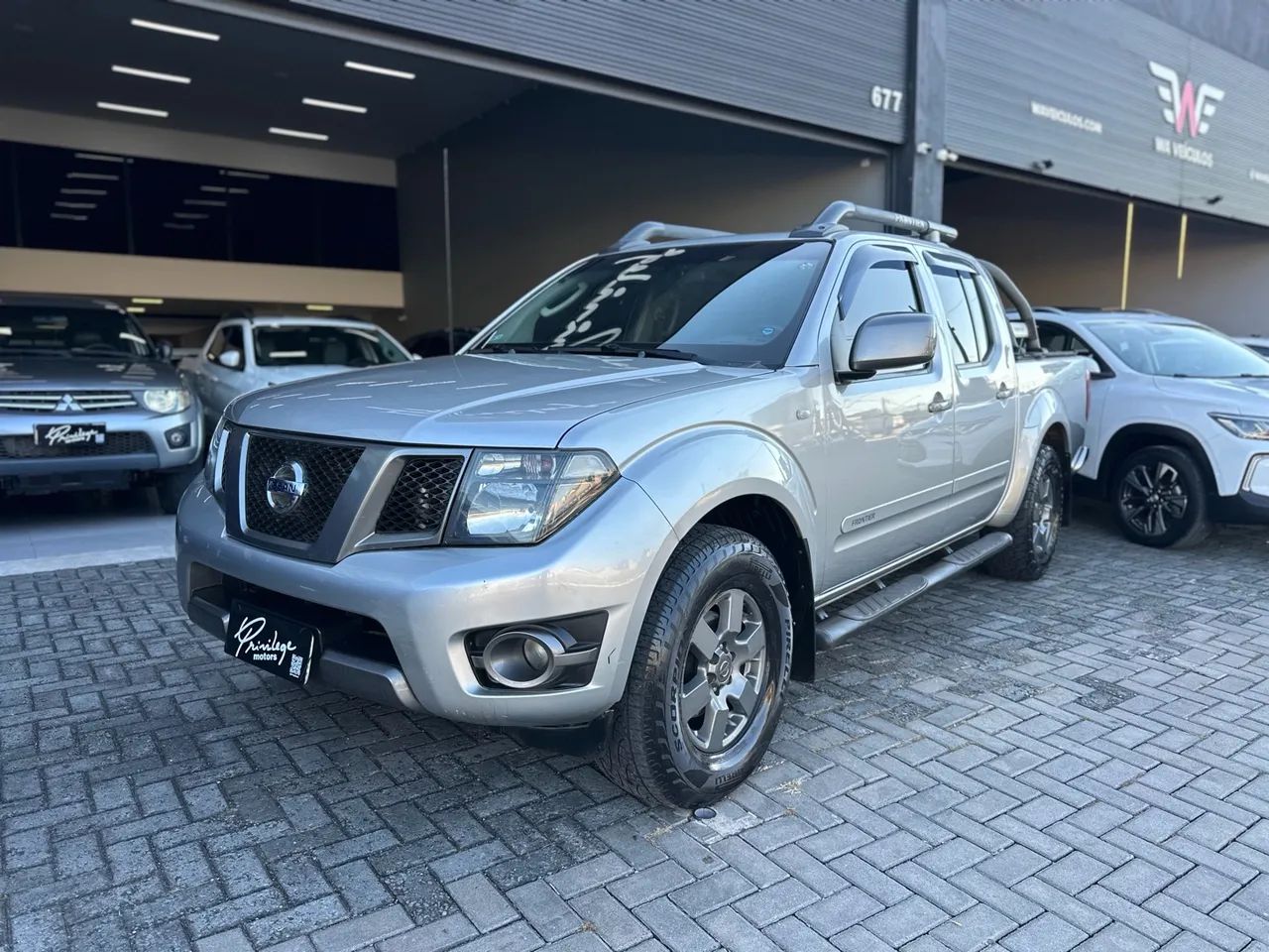 Nissan Frontier Frontier SV AT. CD 4x4 2.5 TB Dies. Aut. 2016