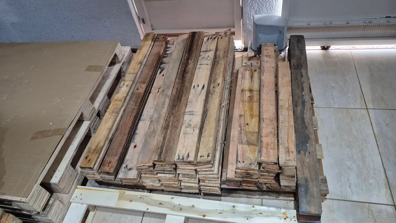 Ripas de pallets medidas 1mt é 1.20mt, entregamos.  - Foto 2
