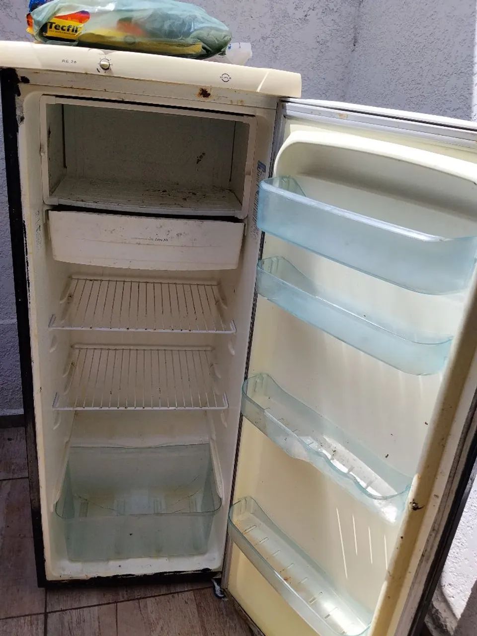 Geladeira Eletrolux  - Foto 2