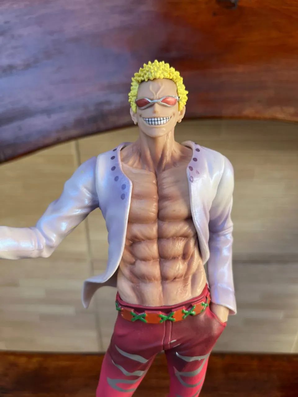 Action Figure One Piece - Doflamingo 29cm - Foto 2