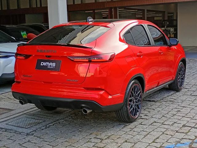 Fiat Fastback Abarth Turbo Flex 1.3 Aut. 2025 - Foto 2