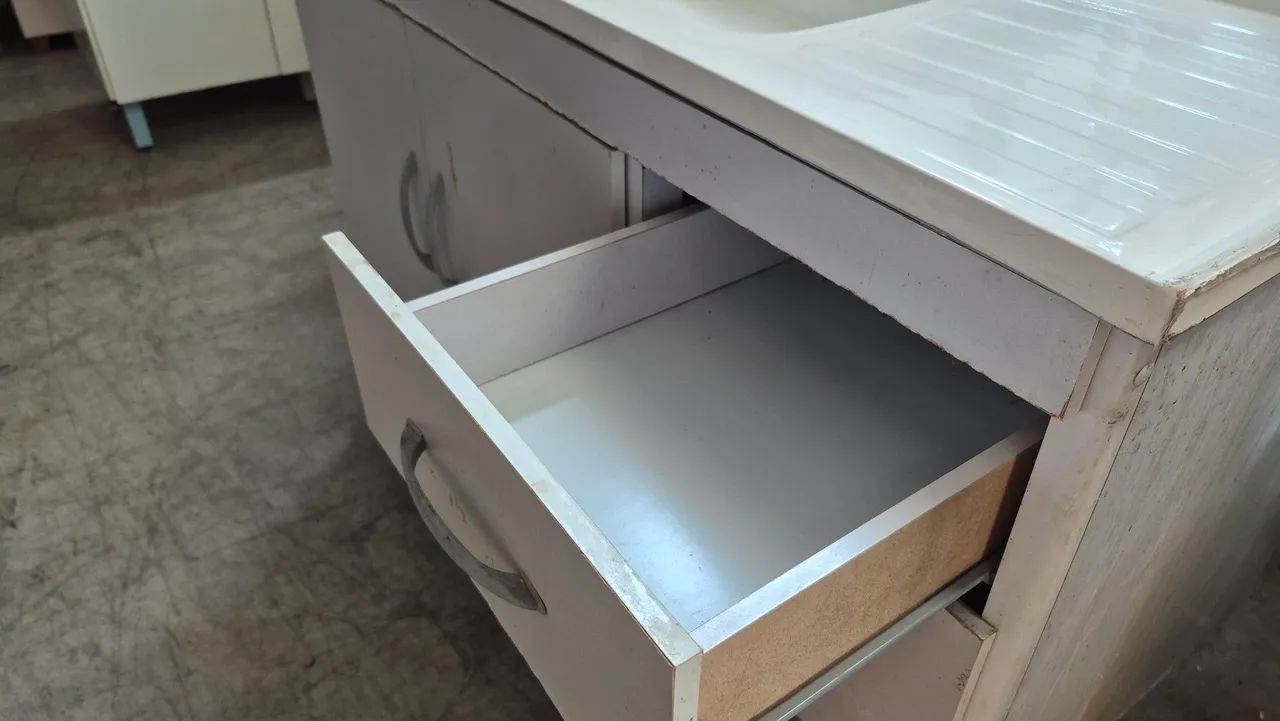 Gabinete com pia - Foto 3