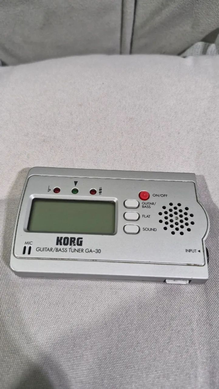Afinador Korg GA-30 - Cromático para Guitarra e Baixo