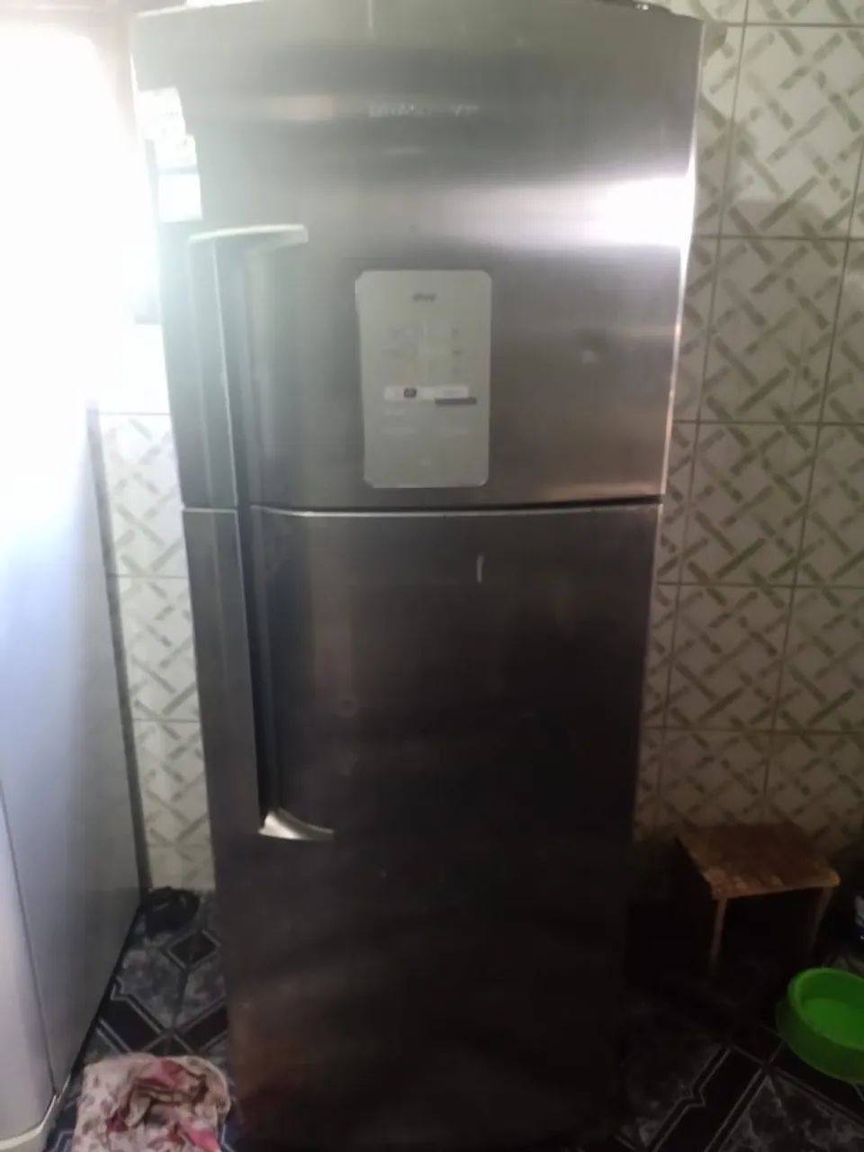 Geladeira com defeito