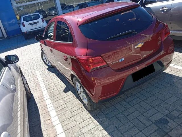 Chevrolet Onix Hatch LT 1.0 8V Flex Mec. 4P 2018 - Foto 3