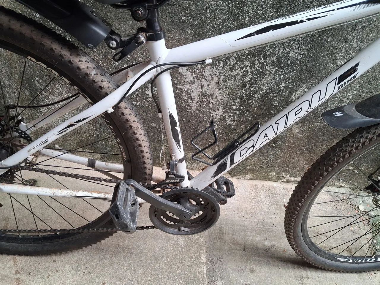 Vende-se uma bicicleta 