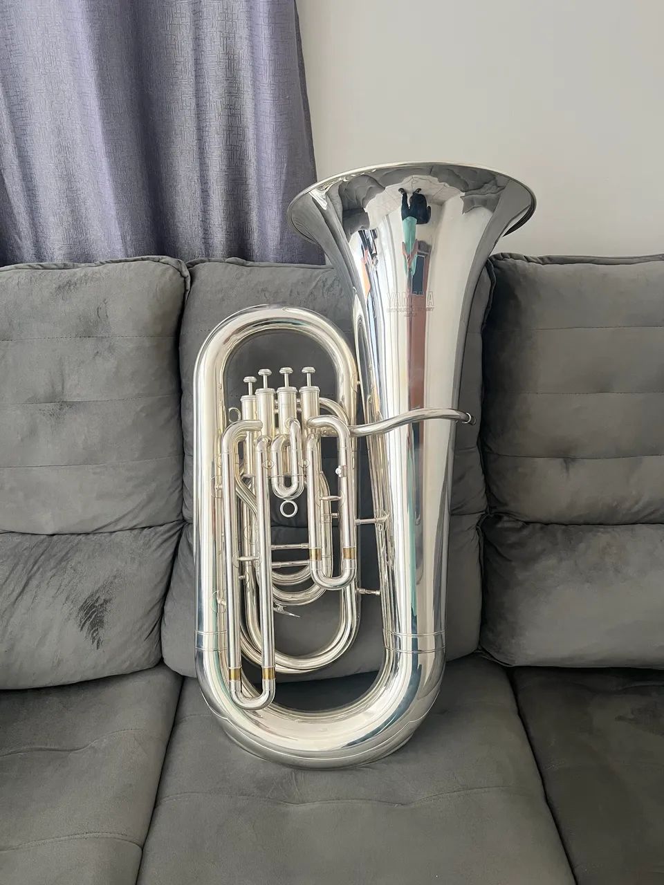 Tuba Yamaha YEB 321
