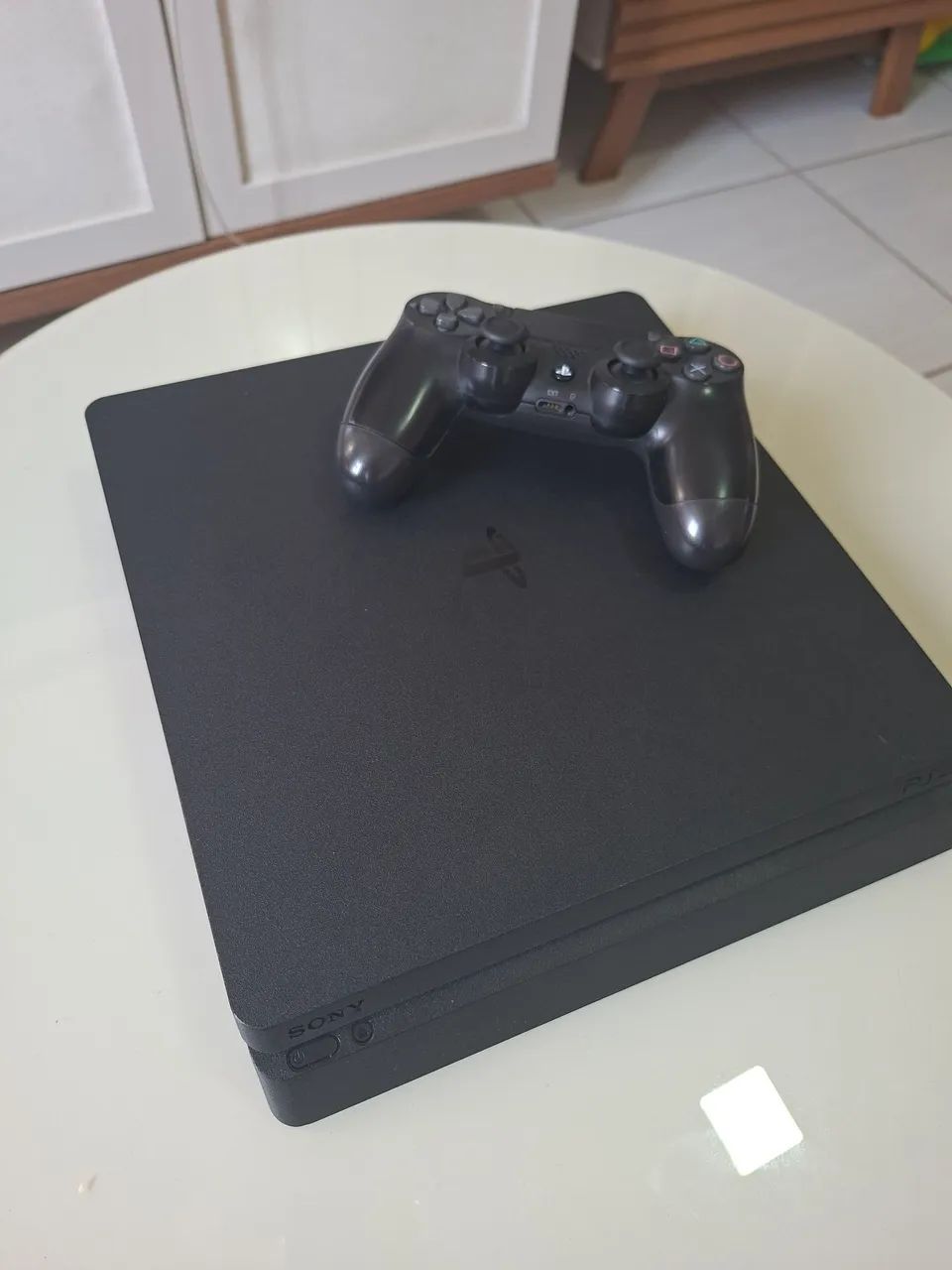 PS4 Slim 1Tb + 7 Jogos - Foto 3