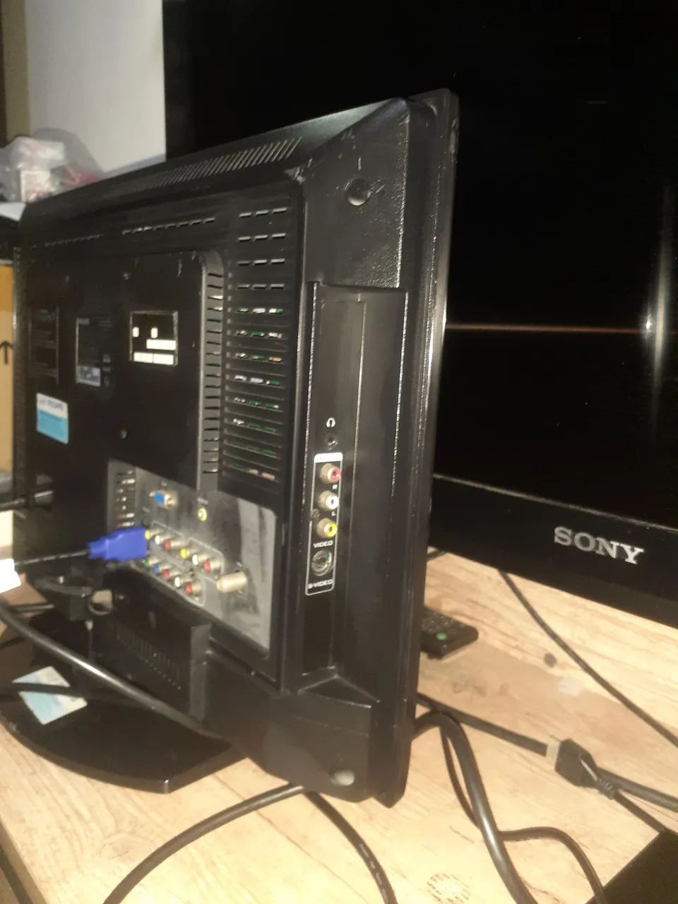 Monitor Tv Philips 221B1TB LCD  - Foto 4