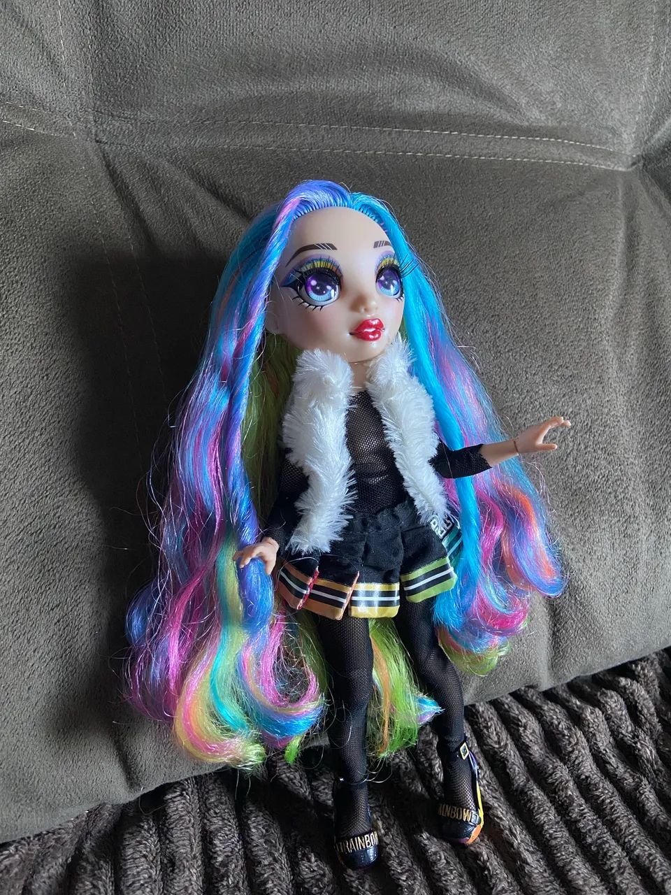 Boneca Rainbow High Amaya Raine