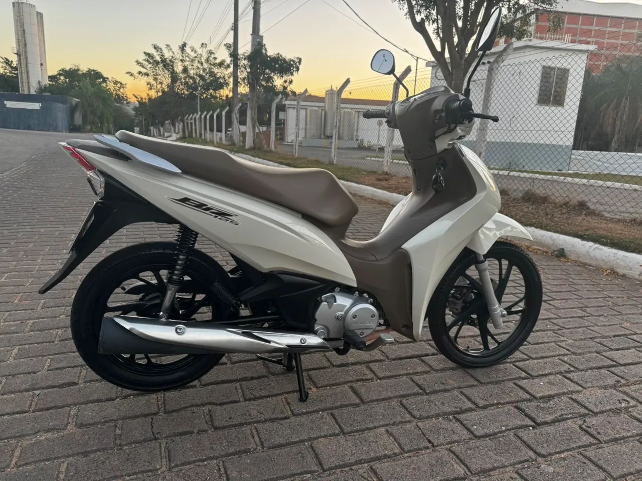 HONDA BIZ 2023