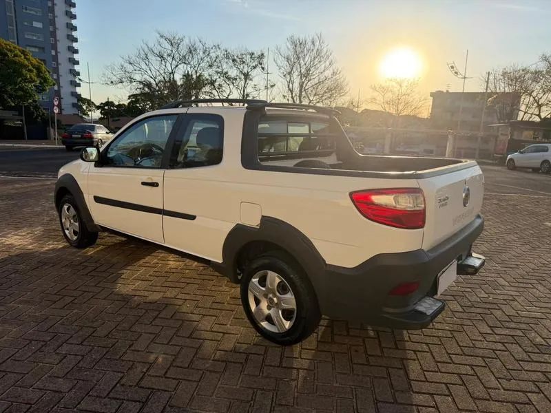 Fiat Strada Working 1.4 MPI Fire Flex 8V CD 2015 - Foto 3