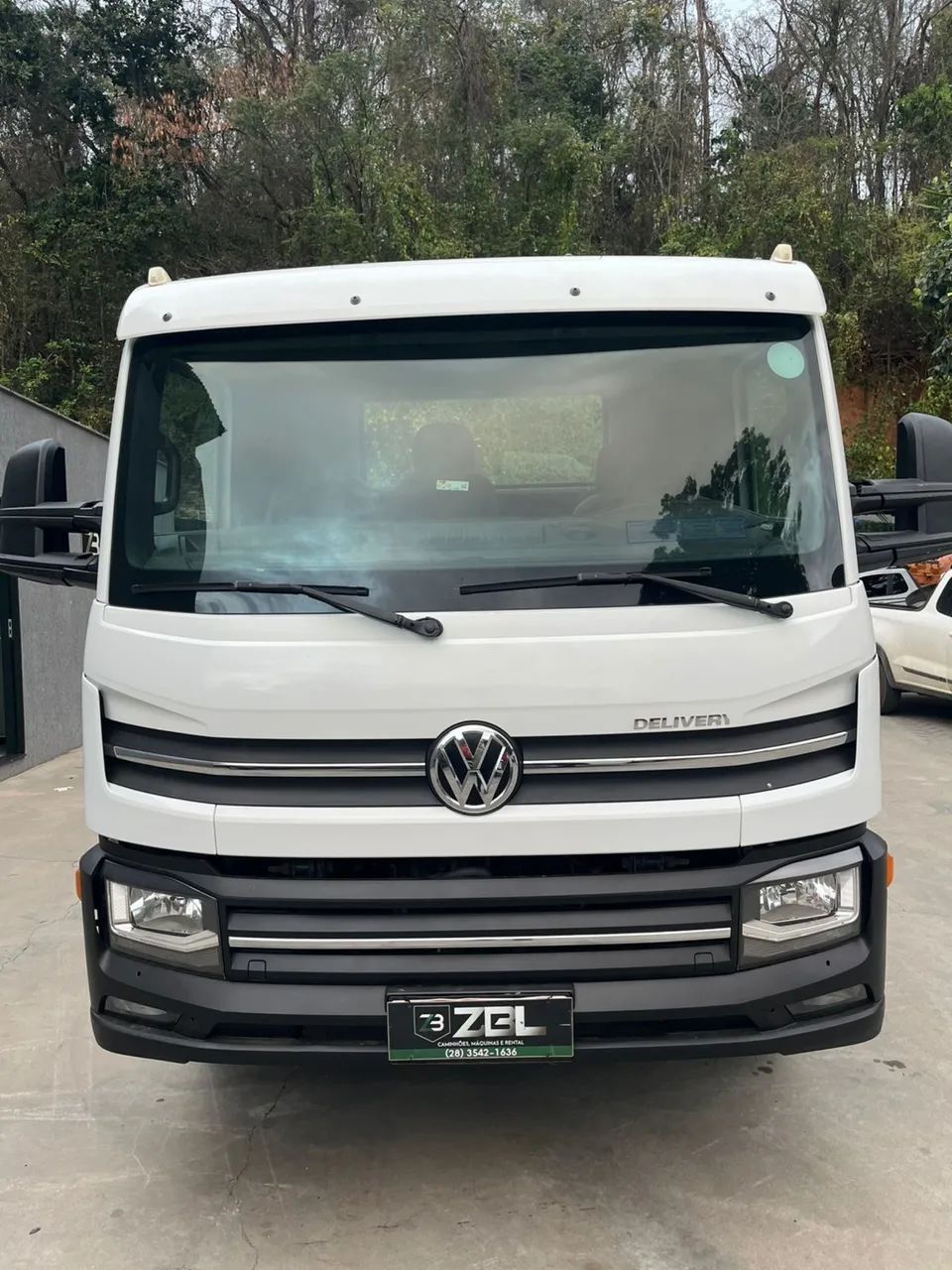 VW 11.180 2020  branco - Foto 3