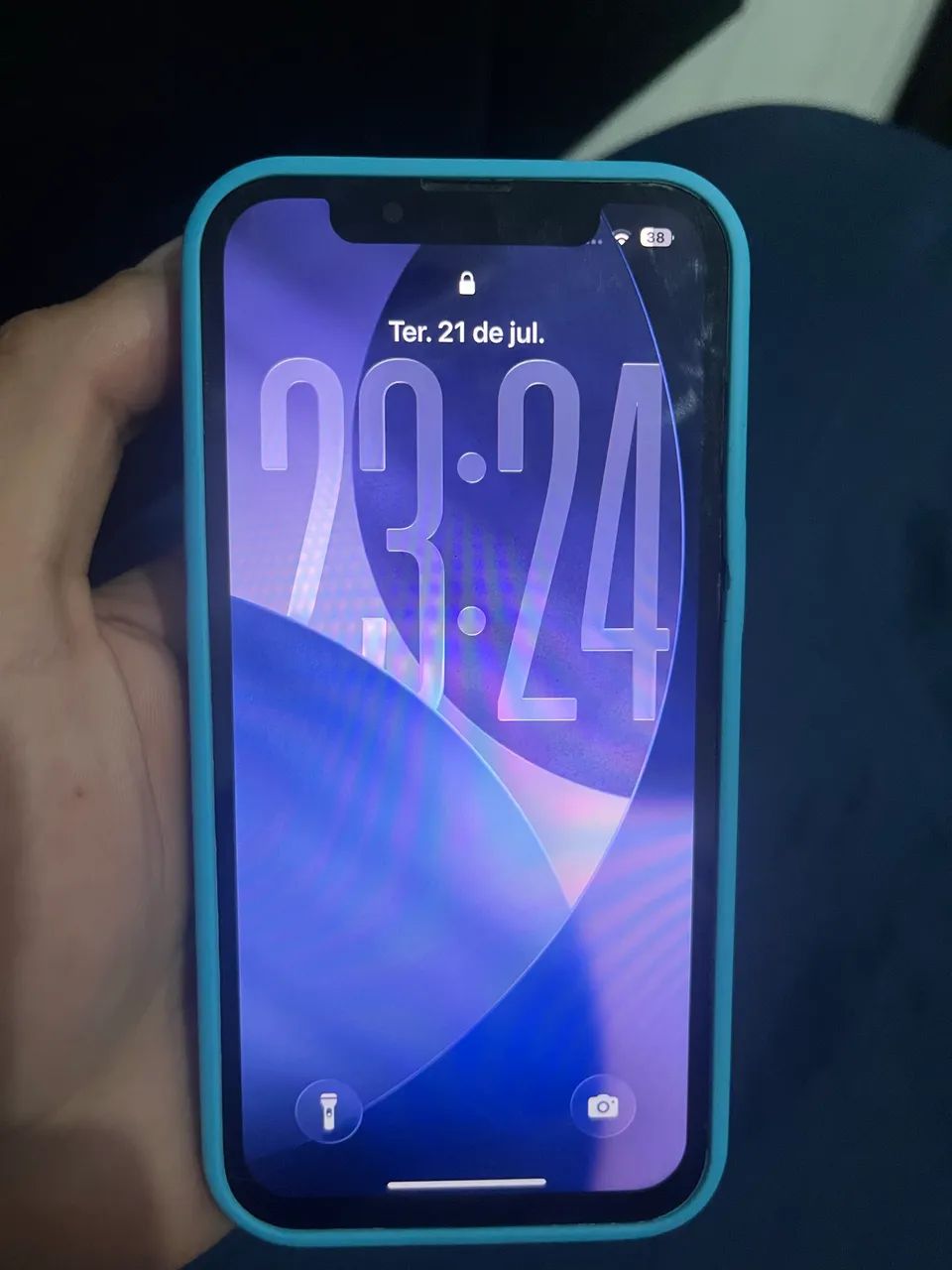 iPhone 13