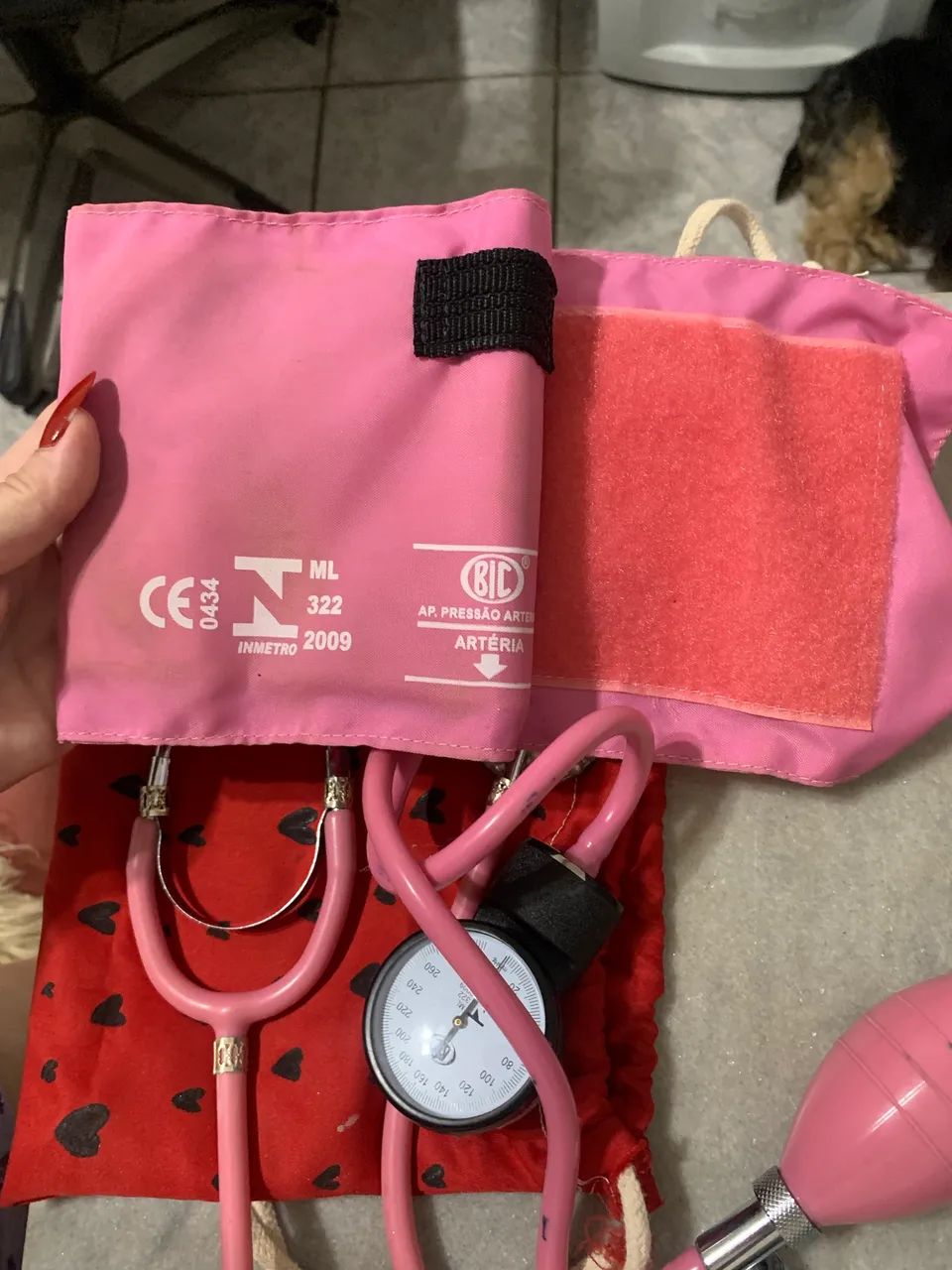 Kit saúde: Estetoscópio + esfigmomanômetro BIC rosa - Foto 5