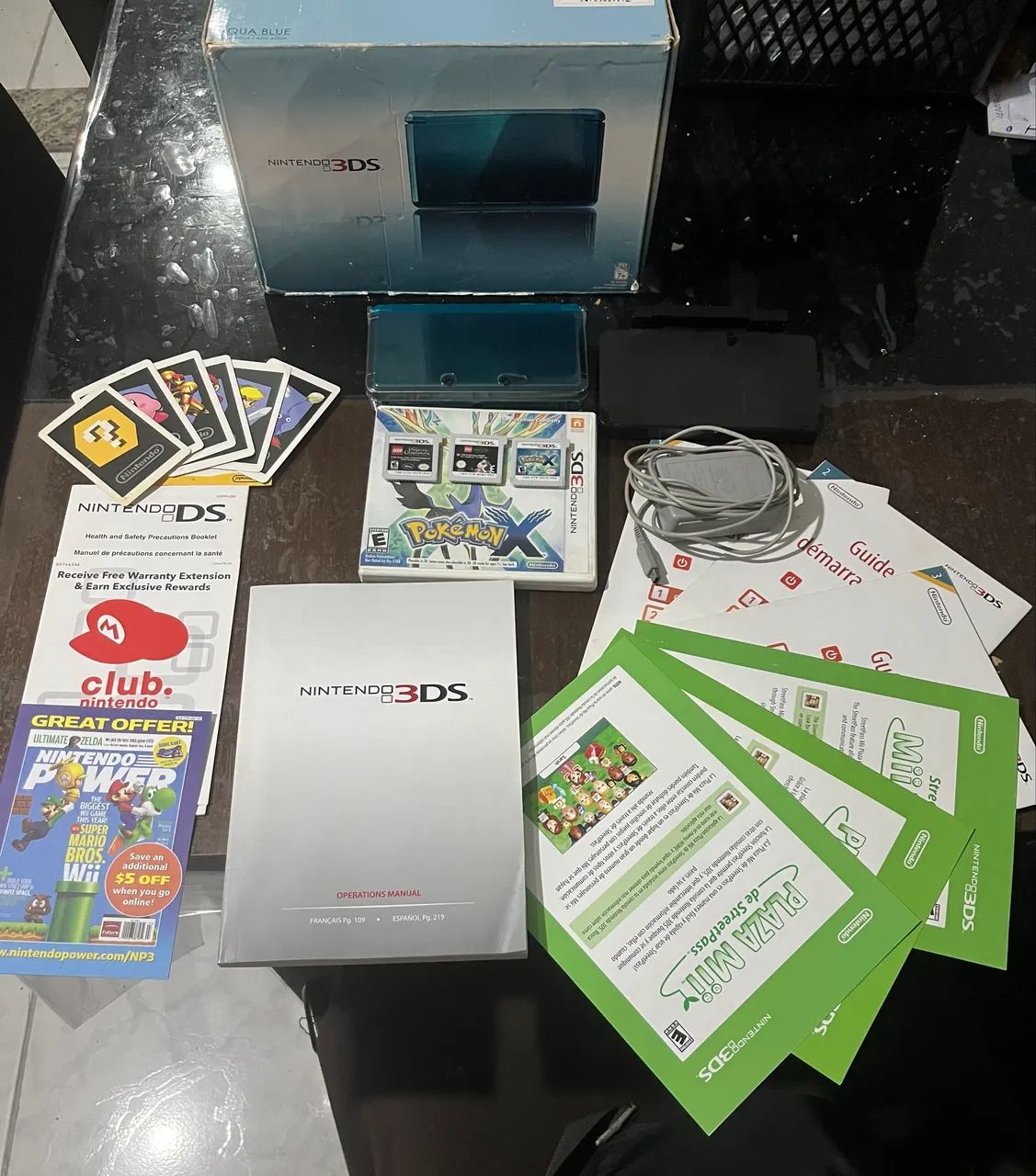 Nintendo 3ds aqua blue CIB 