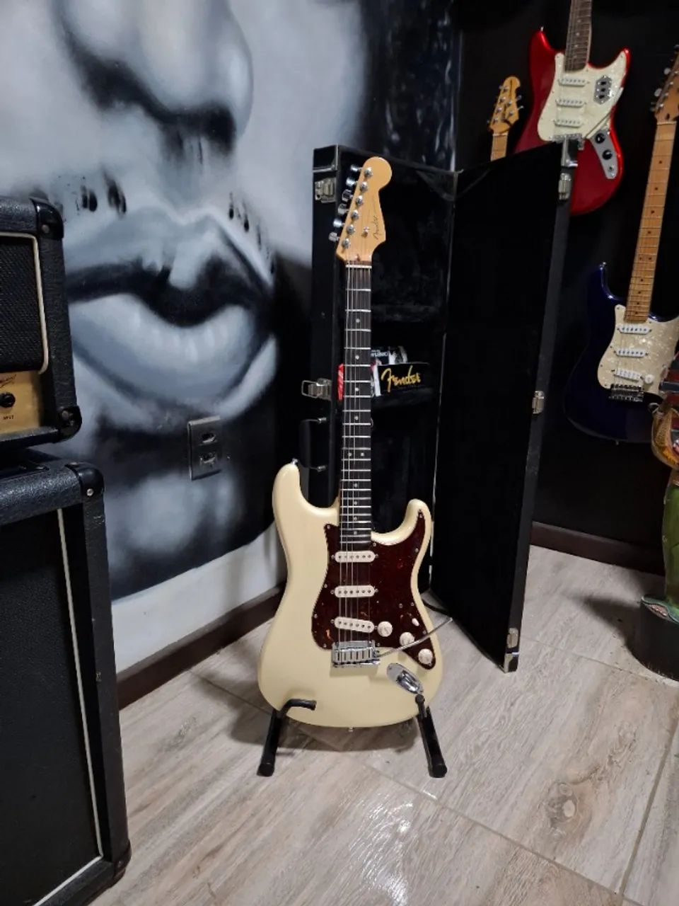guitarra fender american deluxe stratocaster