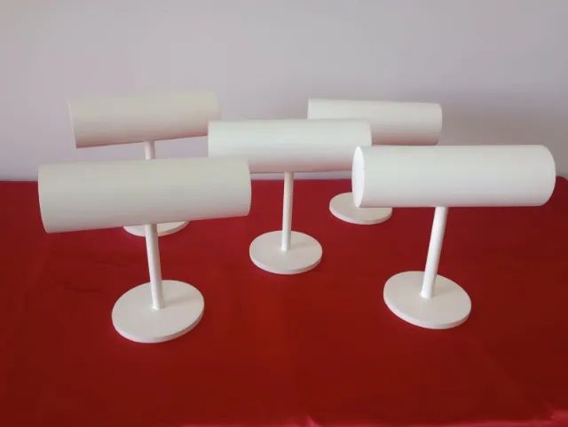 Expositor para pulseiras e outros