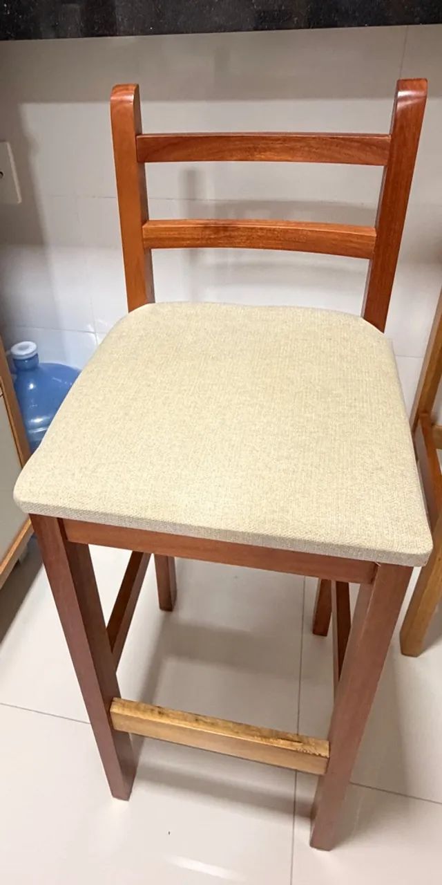 Banquetas em madeira - Foto 3
