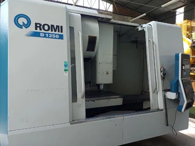 torno cnc  centro de usinagem  cnc - Foto 6