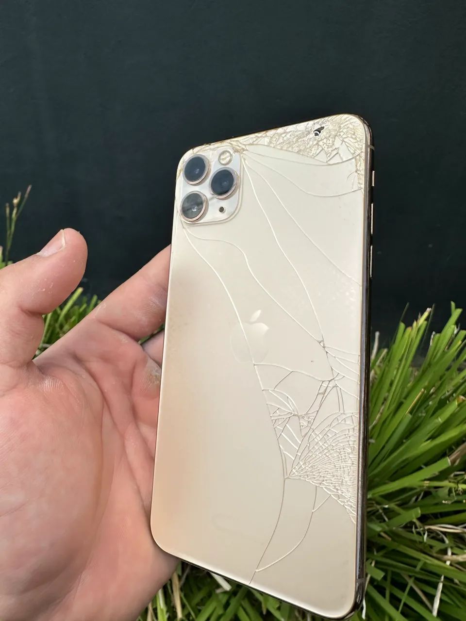 Iphone 11 pro max 256g - Foto 2