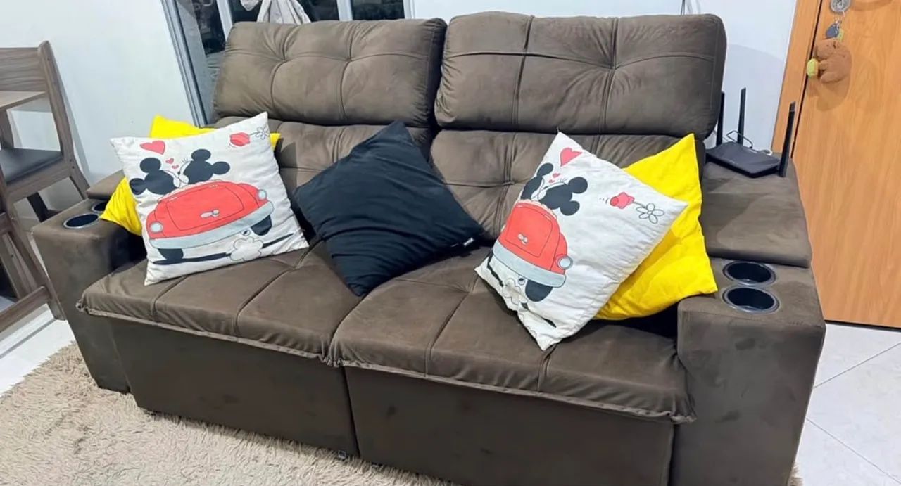 Sofá retrátil e inclinável com molas ensacadas e porta copo - Foto 3