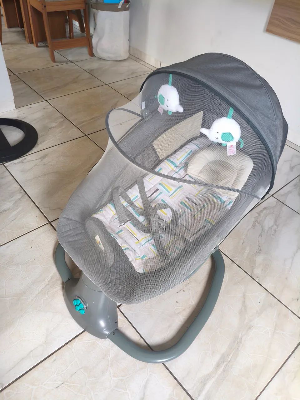 Cadeira De Balanço Para Bebê Mastela Techno Premium Elétrica Cinza - Foto 2