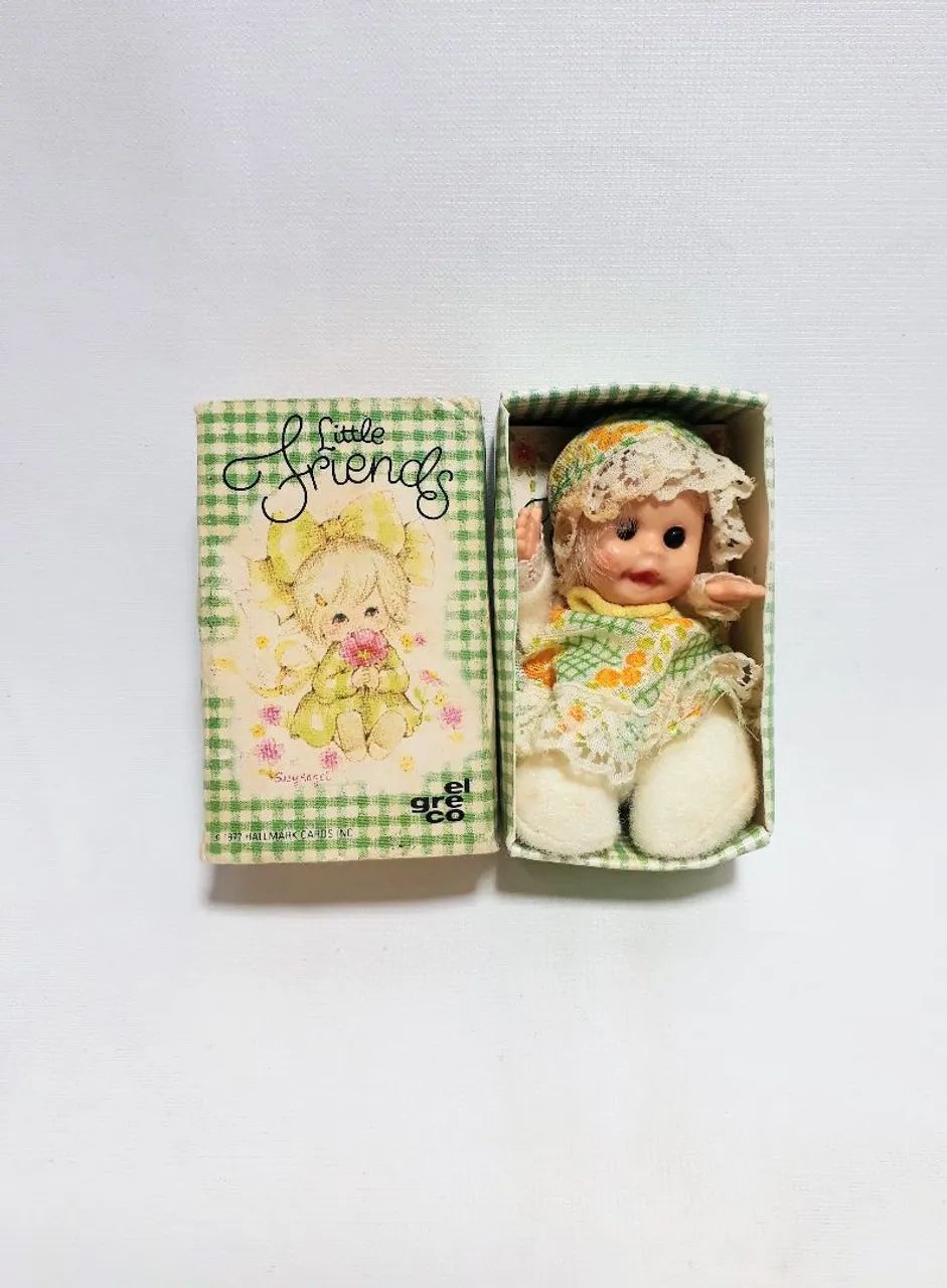 Antiguidade mini boneca da El Greco importada 