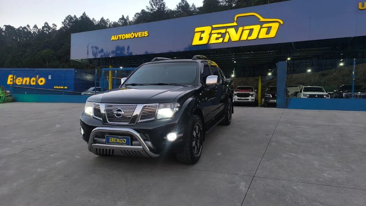 Nissan Frontier Frontier PLATINUM CD 4x4 2.5 TB Diesel 2014