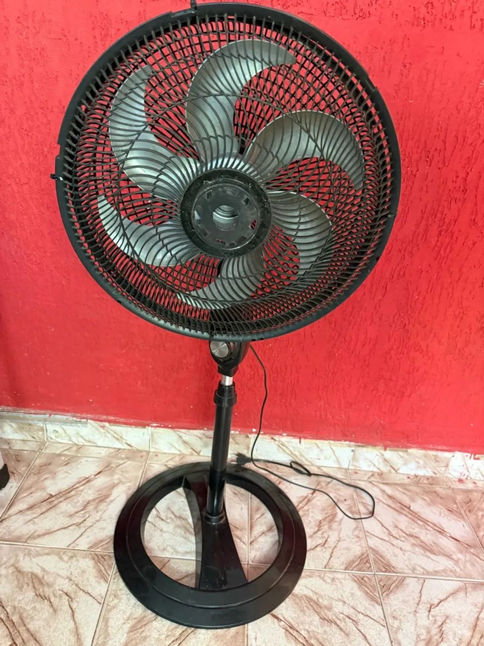 Ventilador de coluna 220v - Foto 5