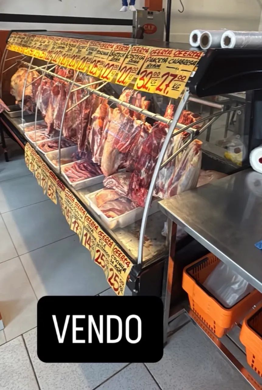 Vendo este balcão de carne de 3 m com duas lancheira